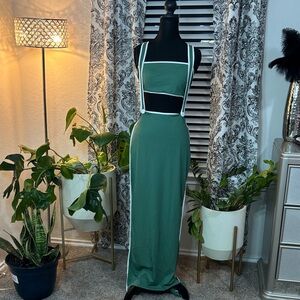 Elegant Green Sleeveless Dress